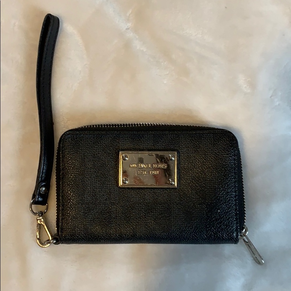Michaels Kors Wallet/Wristlet